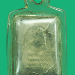 *37580 พระสมเด็จคะแนน หูบายศรี หลวงพ่อซวง วัดชีปะขาว เนื้อปรอท เลี่ยมพลาสติกเก่าหลายสิบปี 82