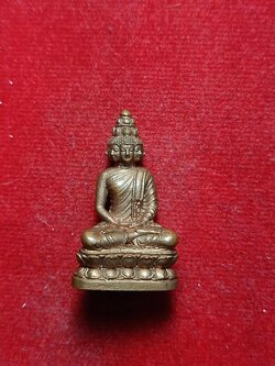 รูปหล่อพระมหาเศรษฐีนวโกฏิ เจ้าคุณธงชัย วัดไตรมิตรและวัดสระเกศ กทม. พิมพ์เล็ก เนื้อนวโลหะ อ.ลักษณ์ เรขานิเทศสร้าง (SKU-03372)