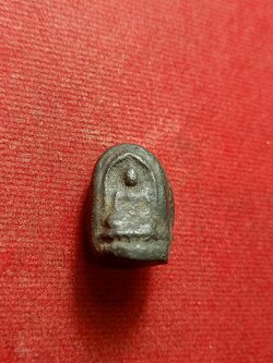 พระผงผสมว่านยา พิมพ์เม็ดบัว หลวงพ่อชื่น วัดป่ามุนี จ.อ่างทอง (SKU-12775)