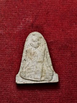 พระผงตัดชิดหลวงพ่อกวย วัดซับลำใย จ. วัดซับลำใย หลวงปู่หมุนปลุกเสก (SKU-13574)