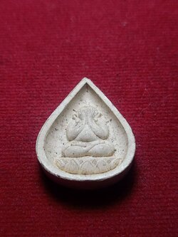 พระปิดตา พิมพ์หยดน้ำ หลวงปู่วิเวียร วัดดวงแข กทม. (SKU-05127)