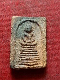 สมเด็จเนื้อดิน หลังเจดีย์ ไม่ทราบที่ (SKU-13238)