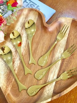 ช้อนกาแฟ และส้อมค็อกเทล รูปปลาวาฬสีทอง 3 คู่ สเตนเลส304 รับประกันปลอดสนิม