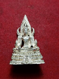 พระพุทธชินราช เนื้อเงิน วัดพระศรีรัตนมหาธาตุวรมหาวิหาร จ.พิษณุโลก (SKU-12445)