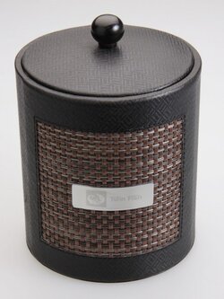 IB-11 กระติกน้ำแข็ง มีฝาปิด พร้อมที่คีบน้ำแข็งสเตนเลส ด้านนอกหุ้มด้วย PVC อย่างดี