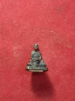 รูปหล่อหลวงปู่เมฆ วัดลำกระดาน จ.กรุงเทพ (SKU-03162)