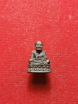 รูปหล่อหลวงพ่อทวด ก้นตอกโค๊ตดอกไม้ ไม่ทราบที่ (SKU-07700)