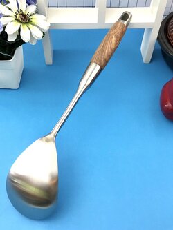 SL-783 ทัพพีด้ามสเตนเลส+ไม้ สเตนเลสเกรด 304