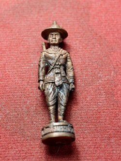 รูปหล่อพระเจ้าตากหลวงปู่ฟัก วัดเขาน้อยสามผาน จ.จันทบุรี (SKU-13447)