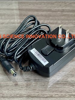 Universal AC Power Supply (พร้อม Plug 46001780) - with Ohaus™ balances,ยี่ห้อ Ohaus (U.S.A.) 46001724