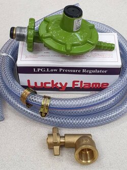 BP ข้อต่อปิคนิค สำหรับแปลงถัง ขนาด 4 กก. ได้ทุกยี่ห้อ พร้อมหัวปรับแรงดันต่ำ ลัคกี้เฟลม รุ่น L-326 สาย 2 ม. ตัวรัด 2 ตัว