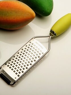 G-101GN-7 ที่ขูดผลไม้ สีเขียว 7 ช่อง