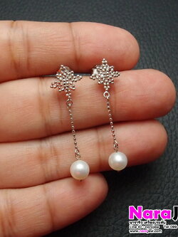 ต่างหูไข่มุกแท้ สีขาว ตุ้งติ้งๆ แบบน่ารักๆ เรียบหรู ใส่ได้ทุกโอกาส ตัวเรือนเงินแท้925