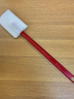 BDC-27 ไม้พายซิลิโคน ด้ามพลาสติก ขนาด16นิ้ว