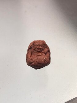 ลูกอมเนื้อชานหมาก หลวงปู่หงษ์ พรหมปัญโญ วัดเพชรบุรี สุรินทร์ (SKU-00376)