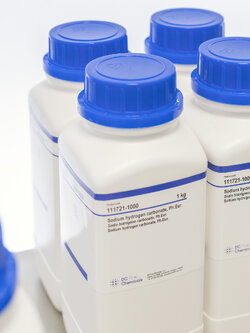 FERRIC CHLORIDE 6 hydrate AR DC Finechem 500 GM 107562-500