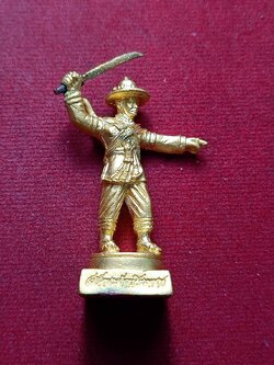 รูปหล่อสมเด็จพระเจ้าตากสินมหาราชขนาดตั้งหน้ารถ หน่วยบัญชาการ สงครามพิเศษทางเรือ จัดสร้างปี 2543 (SKU-12828)