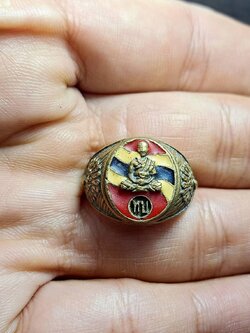 แหวนหลวงพ่อทบ วัดชนแดน จ.เพชรบูรณ์ ออกวัดภูเขาทอง (SKU-06200)