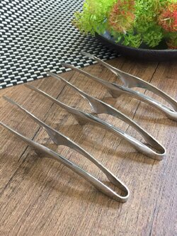 (ส่งฟรี) 3ชิ้น /ชุด ที่คีบ ที่คีบเนื้อ ที่คีบอาหารสำหรับปิ้งย่าง ที่คีบเนื้อย่าง 8นิ้ว #Twin Fish รหัส SAT-8