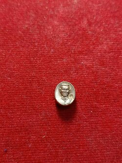 เหรียญเม็ดกระดุม สมเด็จพระนเรศวร หลังพระพุทธชินราช (SKU-03428)