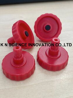 ขาตั้งเครื่องชั่ง Foot (4) For Navigator NV, NVL,NVT ยี่ห้อ OHAUS /USA 83032091