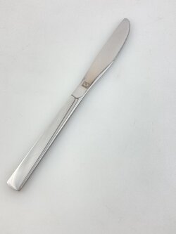 มีดโต๊ะ 22.8 ซม.