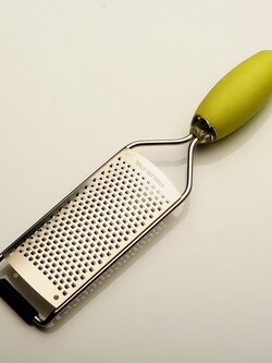 G-101GN-11 ที่ขูดผลไม้ สีเขียว 11 ช่อง