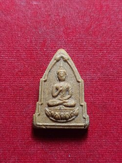 พระผงวัดเทพธิดาราม พิมพ์พระประทานพร หลวงพ่อแดง วัดเขาบันไดอิฐ จ.เพชรบุรี (SKU-09100)