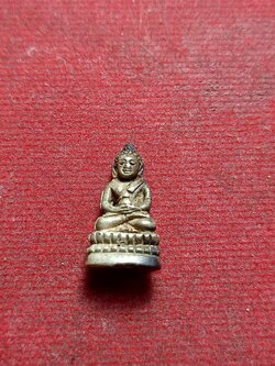 พระชัยวัฒน์ เนื้อเมฆสิทธิ์ หลวงพ่อดี วัดพระรูป จ.สุพรรณ (SKU-03418)