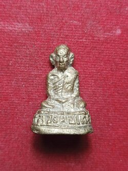 รูปหล่อโบราณเนื้อทองผสมรุ่นแรก หลวงพ่อเกิด วัดโพธิ์แทน จ.นครนายก (SKU-08517)