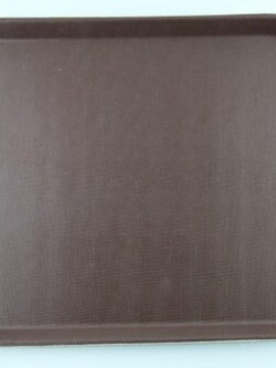 NSTEN-1520 ถาดเสิร์ฟกันลื่นแบบเหลี่ยม สีน้ำตาล