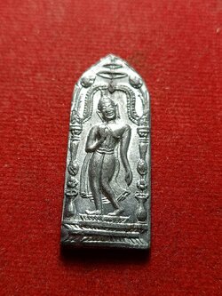 พระพุทธลีลากำแพงนิ้ว เนื้อชิน วัดพลับพลาชัย กรุงเทพ ปี 2513 พ่อท่านคล้าย วัดสวนขัน เป็นประธานพิธีปลุกเสก (SKU-12338)