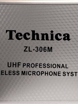 TECHNICA ZN-306 M เป็นแบบมือถือ,หนีบปกเสื้อ , คล้องหู