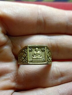 แหวนหน้าพระพุทธ หลวงปู่ดู่ พรหมปัญโญ วัดสะแก จ.อยุธยา ปี พ.ศ.2555 (SKU-06148)