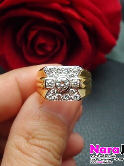 แหวนเพชรชาย เพชรแท้เม็ดกลาง 30 ตัง ล้อมเพชรแท้ 60 ตัง แบบแหวนหน้ากว้าง สวมใส่แล้วดูภูมิฐาน