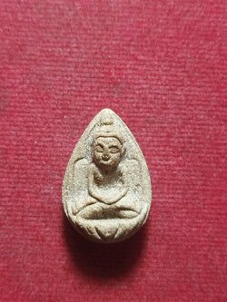 พระกลีบบัวจันทร์เพ็ญ หลวงพ่อคล้อย วัดภูเขาทอง จ.พัทลุง (SKU-12240)