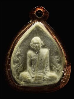 พระผงรูปเหมือนหลวงปู่ผาง วัดอุดมคงคาคีรีเขต ปี 2519 จ.ขอนแก่น (SKU-05618)