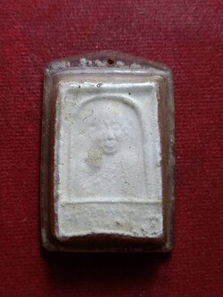 พระสมเด็จหลังรูปถ่าย พระอธิการบุญเลิศ (บุญเลิศ ฐานจาโร) วัดหัวเขา จ.ลพบุรี (SKU-09502)