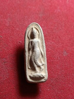 พระลีลาเนื้อดิน ค่ายอดิศร จ.สระบุรี (SKU-01880)