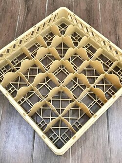 PT-7 ลังพลาสติกสำหรับเก็บแ้ก้ว ใส่ได้ 25 ใบ