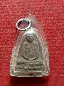 พระผงว่านหลวงปู่สุระ วัดสวนใหม่ จ ยะลา (SKU-12509)