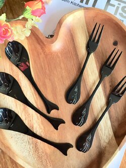 ช้อนกาแฟ และส้อมค็อกเทล รูปปลาวาฬสีดำ 3 คู่ สเตนเลส304 รับประกันปลอดสนิม