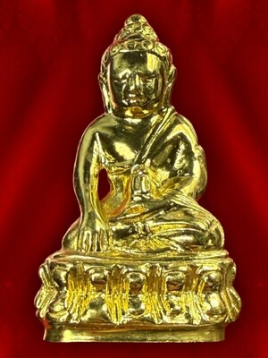 พระกริ่งปวเรศ เนื้อทองคำ วัดบวรนิเวศวิหาร ปี 2554 สร้างน้อยเพียง 200 องค์ เนื้อทองคำ 40.50 กรัม ตอกโค้ดชัดเจน. ขนาดพระ 3.7x2.2 ซม. งามและหายากสุดๆ ครับ สมเด็จพระเทพรัตนราชสุดาฯ สยามบรมราชกุมารี เสด็จพระราชดำเนินทรงประกอบพิธีเททองหล่อพระกริ่งปวเรศ รุ่นหอพร