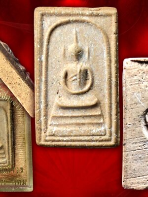 สมเด็จอรหังสิทธังกร หลังช้าง ปี 2523 สมเด็จพระสังฆราชเจ้า กรมหลวงวชิรญาณสังวร (เจริญ สุวฑฺฒโน) วัดบวรนิเวศวิการ หลวงปู่โต๊ะ หลวงปู่ดุลย์ และเกจิคณาจารย์สายกรรมฐานอีกมากมายร่วมอธิษฐานจิตพุทธาภิเษก