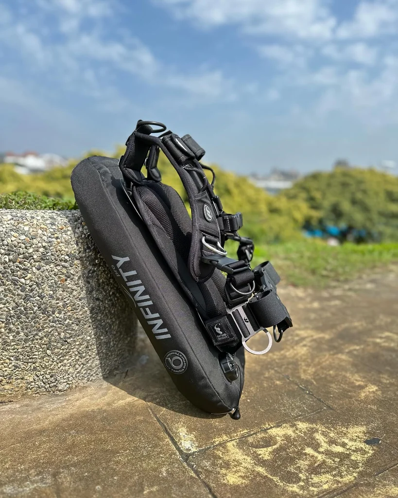 SURFACE TENSION - BCD - Infinity V.8 2024 latest top lightweight backpack BCD บีซีดี น้ำหนักเบา อุปกรณ์ดำน้ำ SURFACE TENSION - BCD - Infinity V.8 2024 latest top lightweight backpack BCD บีซีดี น้ำหนักเบา อุปกรณ์ดำน้ำ